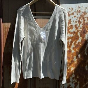 Simply Styled VNeck Lurex Pullover